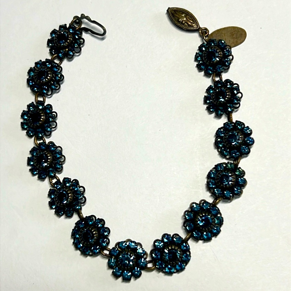 Liz Paiacios Elegant Blue Floral Bracelet.
